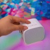 MINI BOXA KARAOKE CU MICROFON WIRELESS - ALB