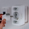 Adaptor 3 prize 2x2.5a si 1x16a max 3680w - usoare si eficiente Adaptor 3 prize 2x2.5a si 1x16a max 3680w - usoare si eficiente