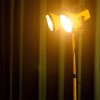 TREPIED PENTRU 2 REFLECTOARE LED