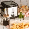 Friteuza cu ulei Mesko, 900W, Capacitate 1.5L, Termostat reglabil, Carcasa inox, Argintiu/Negru